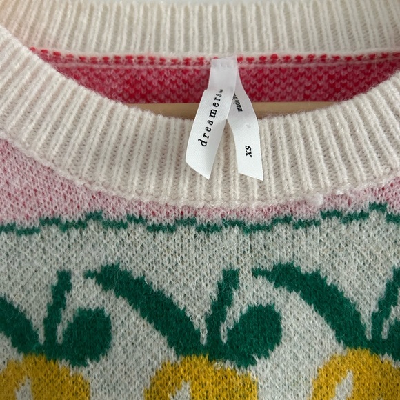 knit sweater - Picture 3 of 3